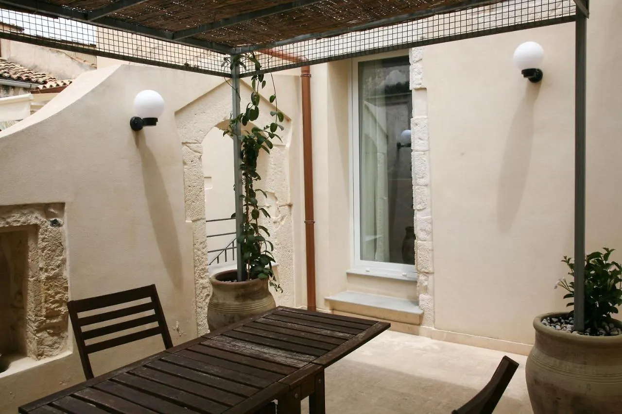 Lanterne Magiche Ortigia - Dependances Apartment Syracuse Italy